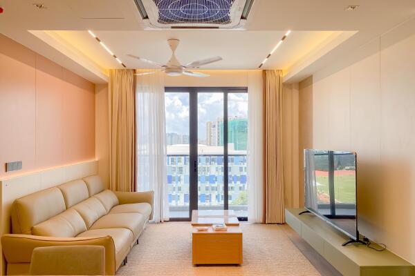Modern 3 Bedroom Corner Apartment | The Creek View