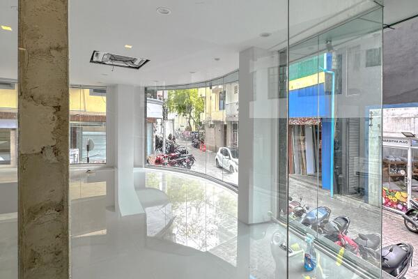 Duplex Commercial Space in Henveiru for Lease