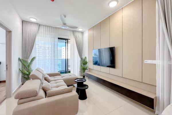 Luxurious 3 Bedroom Apartment with Panoramic Marina Views – The Gardens Residence