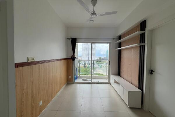 3BR Semi Furnished Apartment at Malas Residence